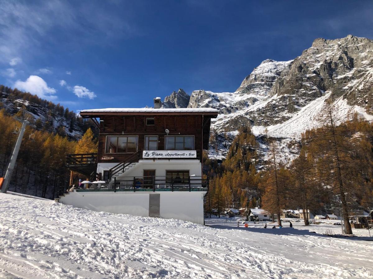La Piana Appartamenti Alpe Devero Bagian luar foto