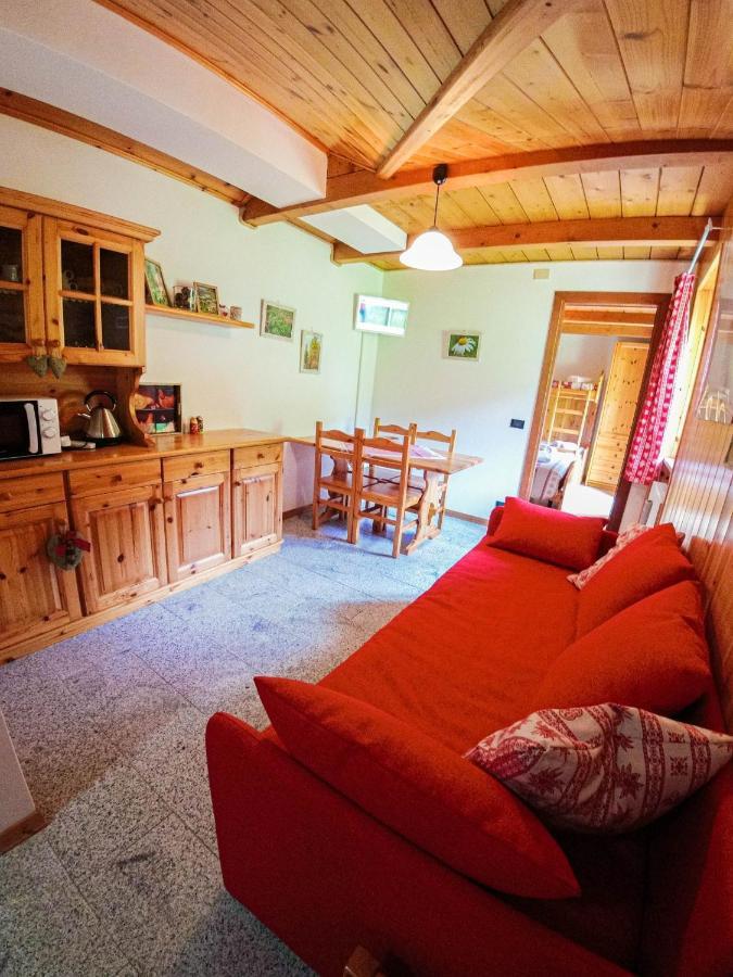 La Piana Appartamenti Alpe Devero Bagian luar foto